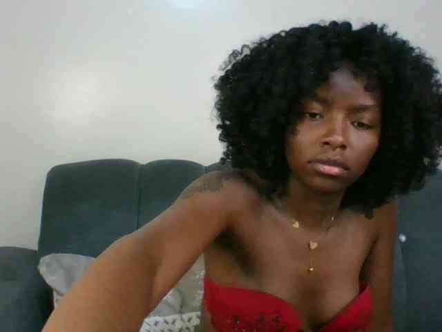 Ebony-slut254 webcam