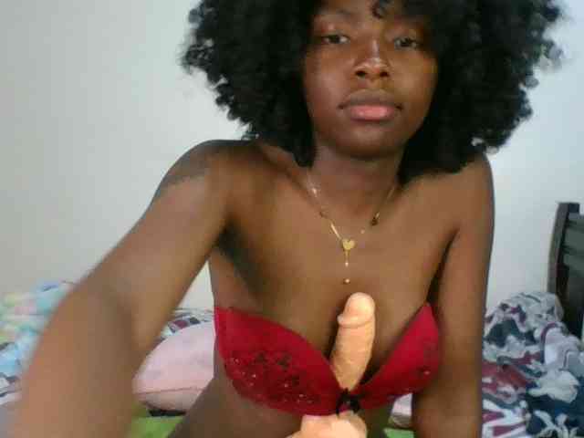 Ebony-slut254 webcam