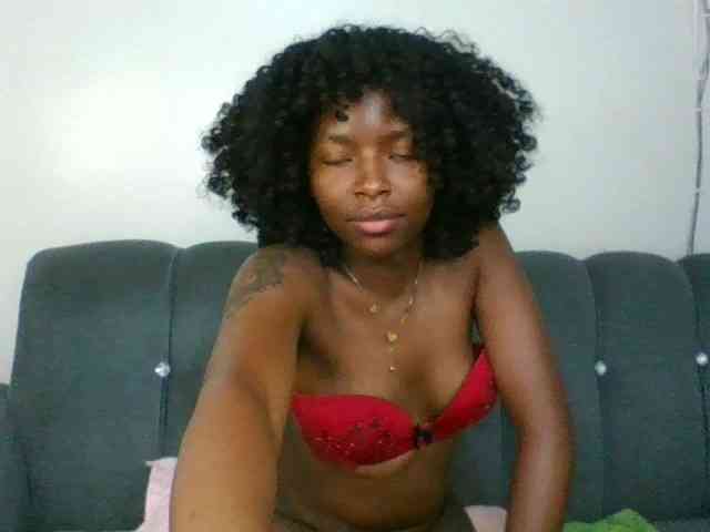 Ebony-slut254 webcam