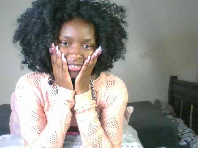Ebony-slut254 webcam