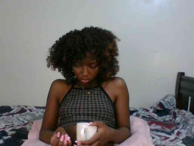 Ebony-slut254 webcam