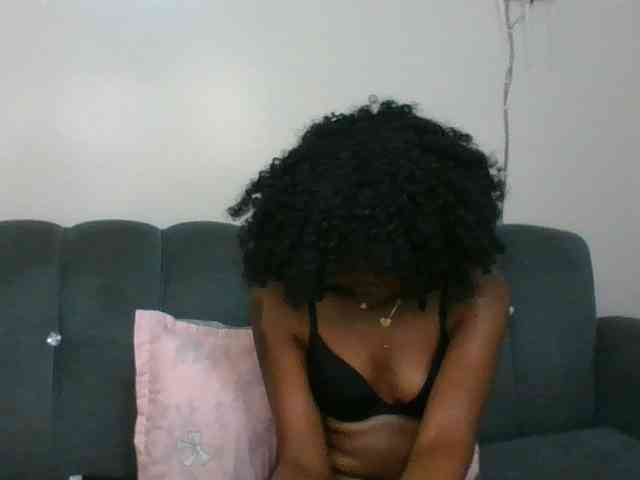 Ebony-slut254 webcam