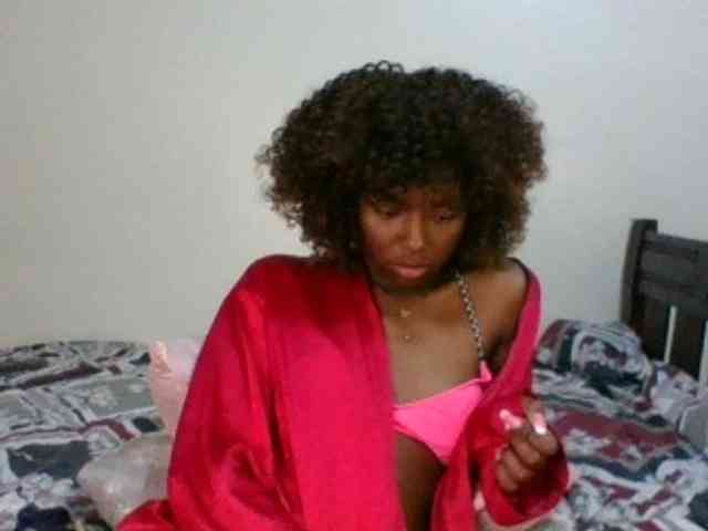 Ebony-slut254 webcam