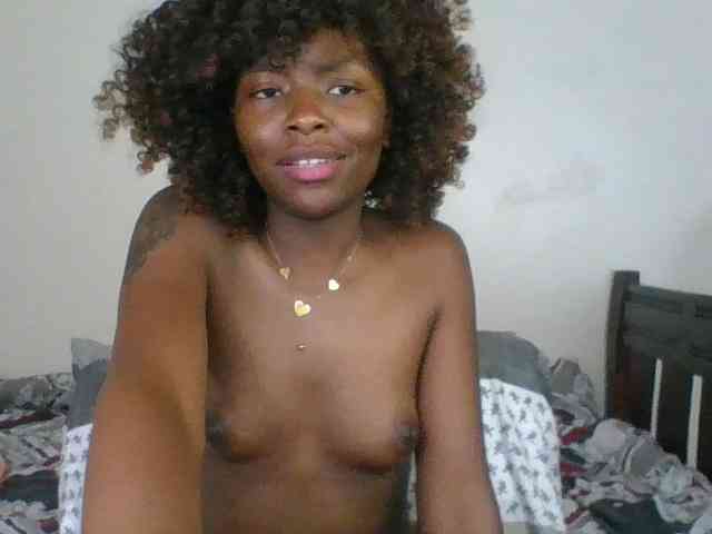 Ebony-slut254 webcam