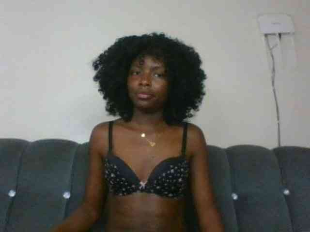 Ebony-slut254 webcam