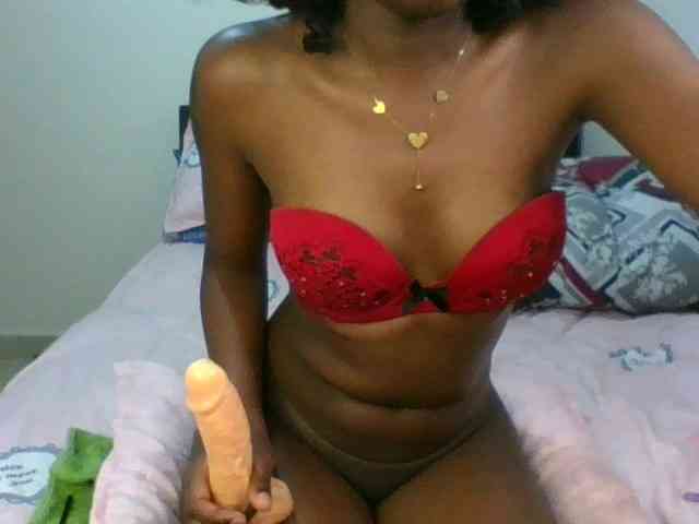 Ebony-slut254 webcam