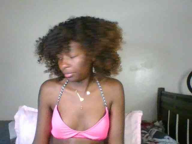 Ebony-slut254 webcam