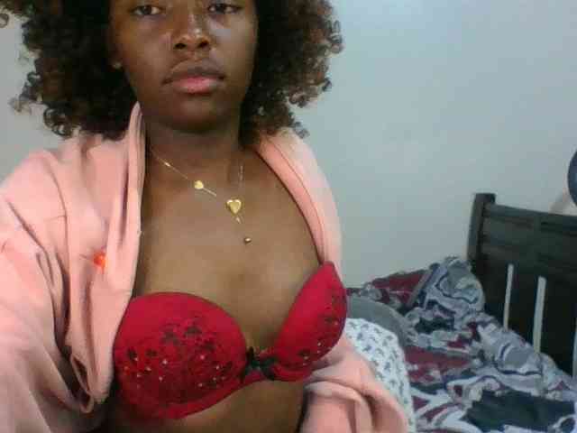 Ebony-slut254 webcam