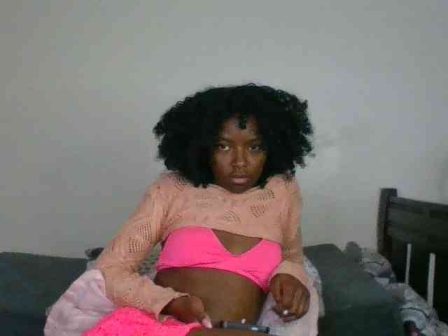 Ebony-slut254 webcam