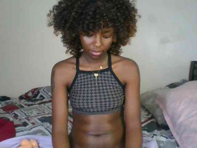 Ebony-slut254 webcam