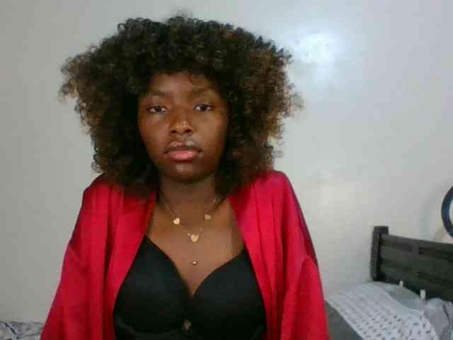 Ebony-slut254 webcam
