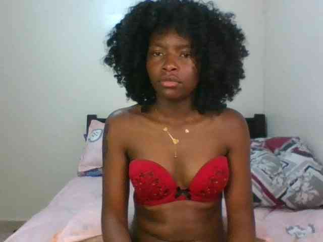 Ebony-slut254 webcam
