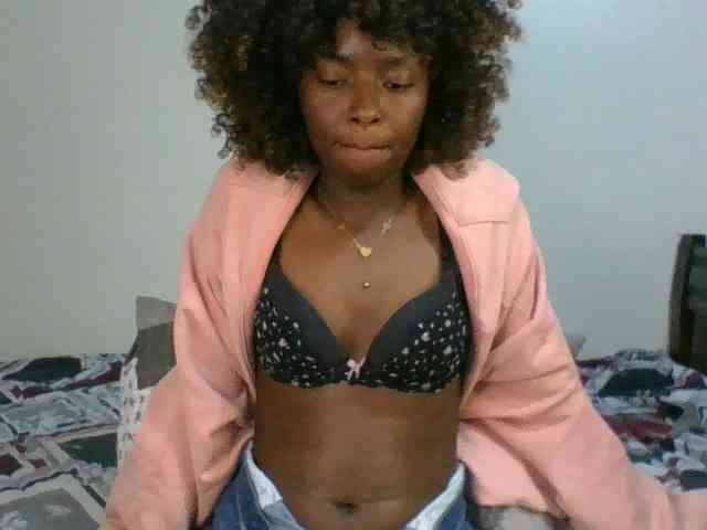 Ebony-slut254 webcam