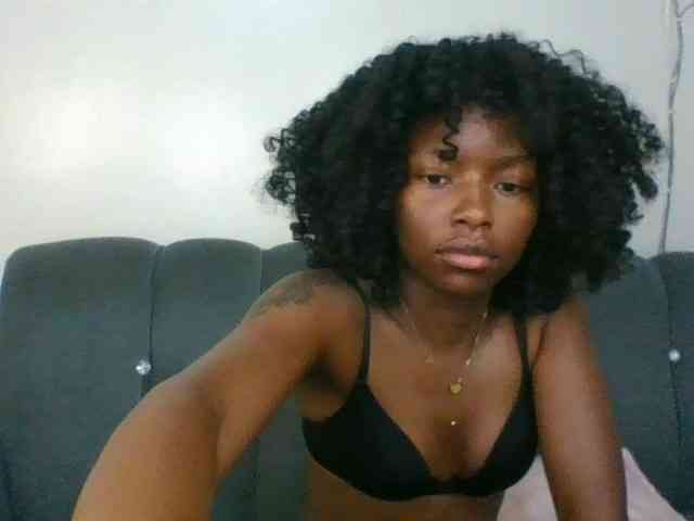 Ebony-slut254 webcam