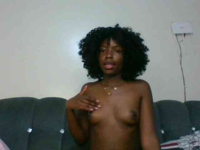 Ebony-slut254 webcam