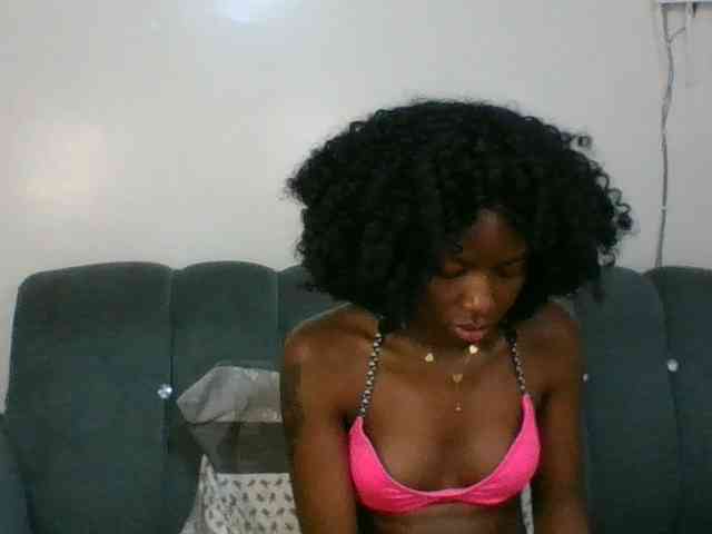 Ebony-slut254 webcam