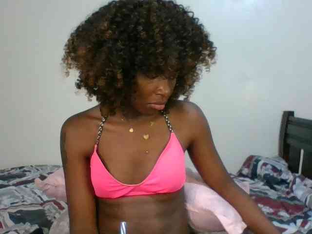 Ebony-slut254 webcam