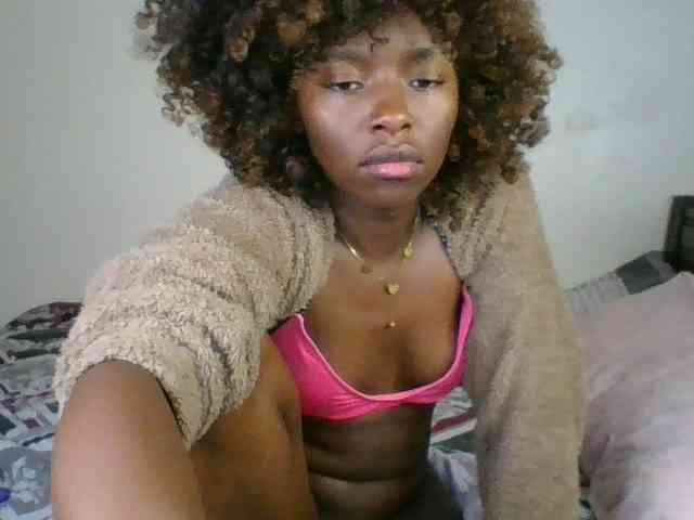 Ebony-slut254 webcam