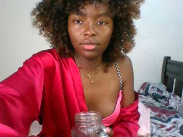 Ebony-slut254 webcam