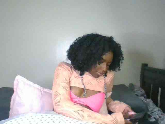 Ebony-slut254 webcam
