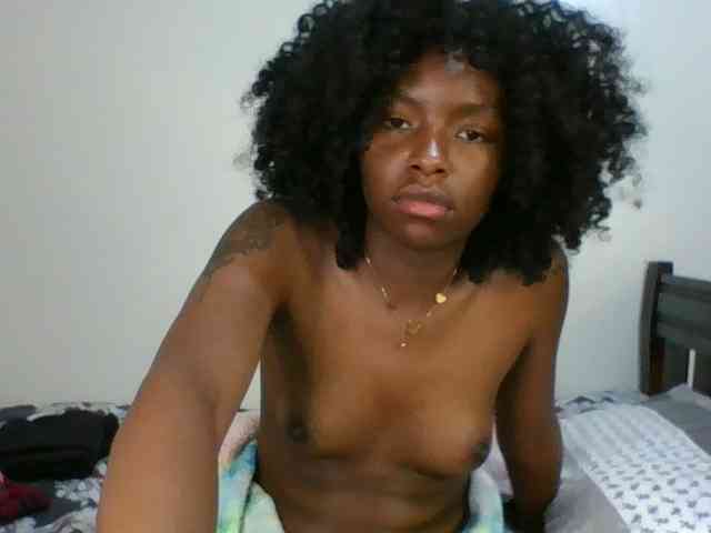 Ebony-slut254 webcam