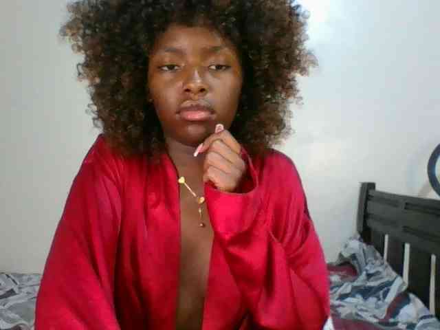 Ebony-slut254 webcam
