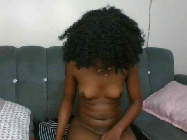 Ebony-slut254 webcam