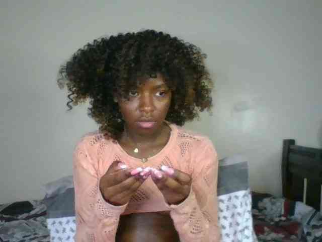 Ebony-slut254 webcam