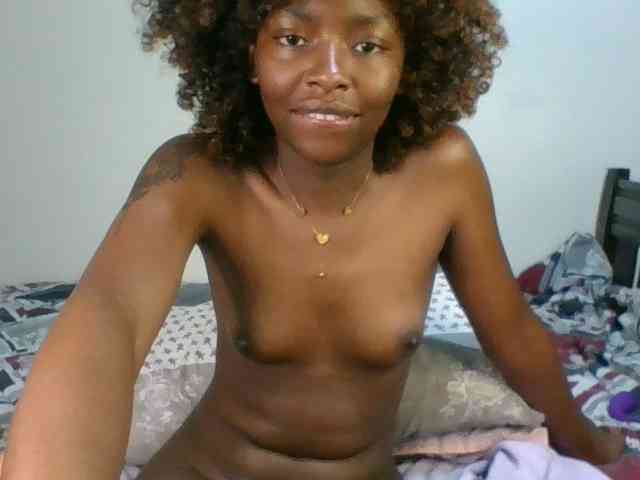Ebony-slut254 webcam