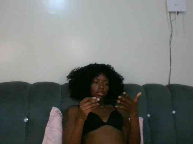 Ebony-slut254 webcam