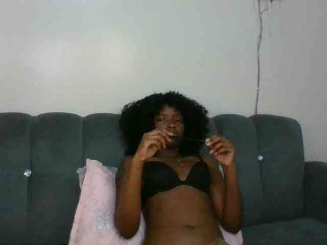 Ebony-slut254 webcam