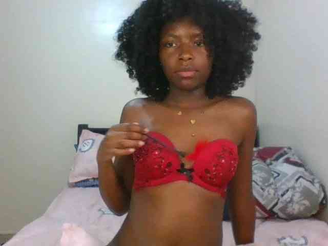 Ebony-slut254 webcam