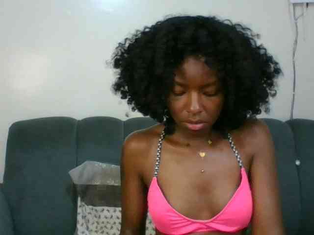 Ebony-slut254 webcam