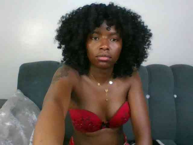 Ebony-slut254 webcam