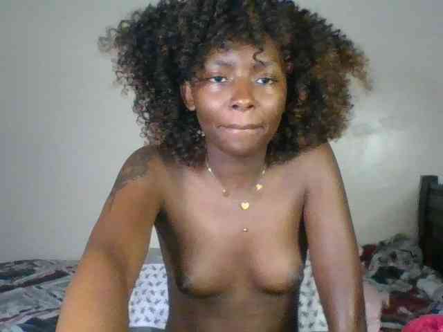 Ebony-slut254 webcam