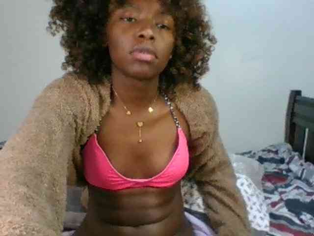 Ebony-slut254 webcam