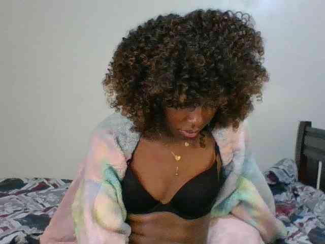 Ebony-slut254 webcam
