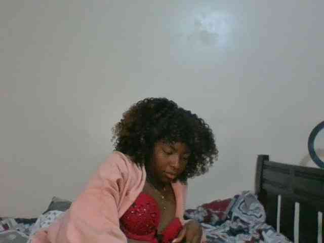 Ebony-slut254 webcam