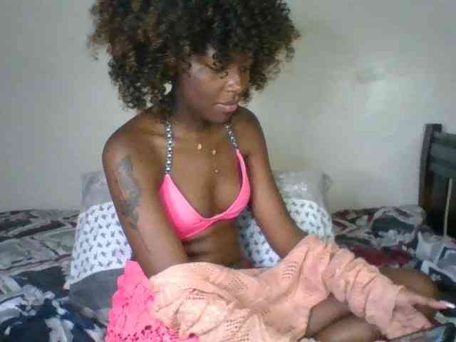 Ebony-slut254 webcam