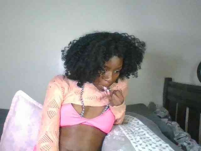 Ebony-slut254 webcam