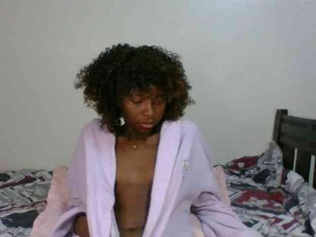 Ebony-slut254 webcam
