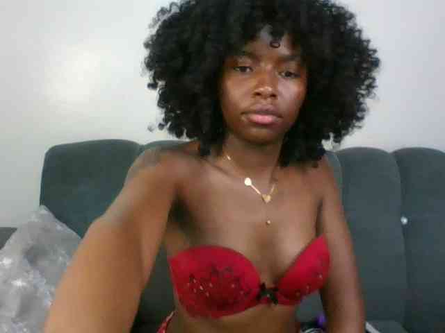 Ebony-slut254 webcam