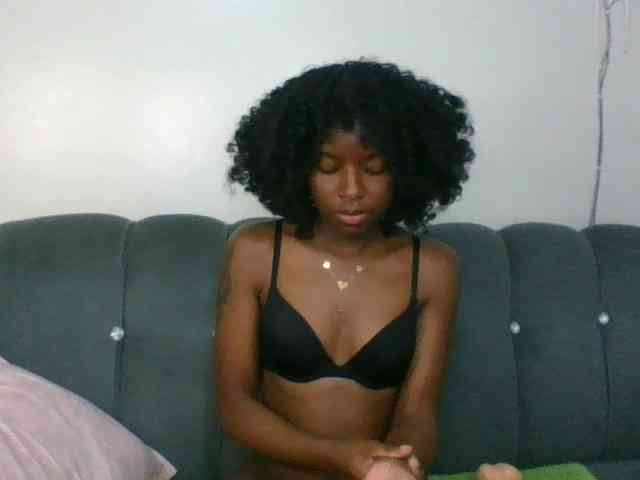 Ebony-slut254