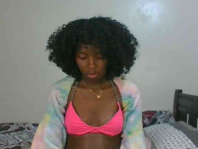 Ebony-slut254 webcam