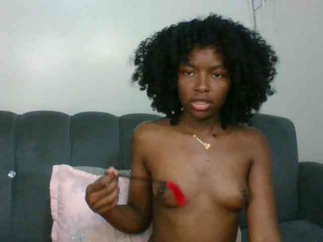Ebony-slut254 webcam