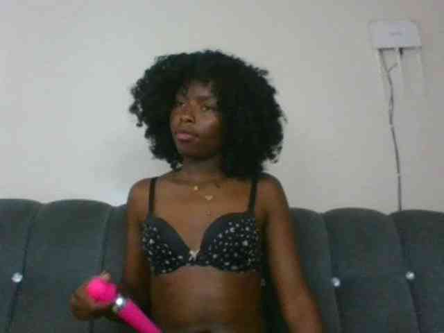 Ebony-slut254 webcam