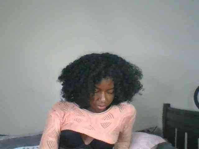 Ebony-slut254 webcam