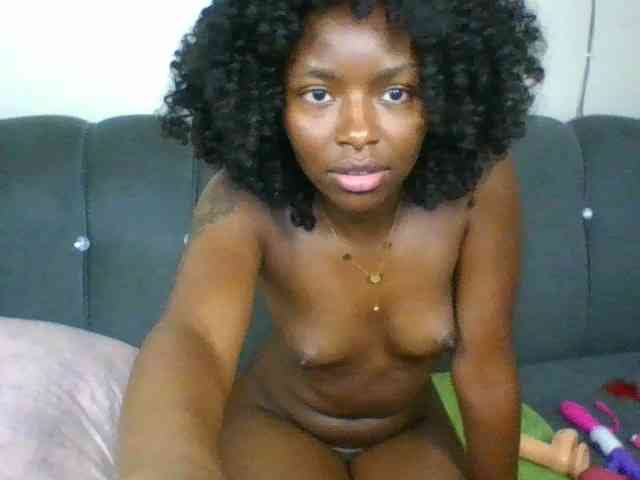 Ebony-slut254 webcam