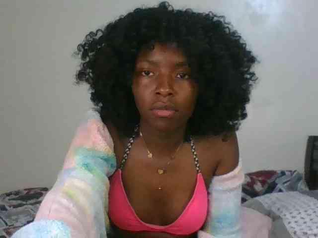 Ebony-slut254 webcam