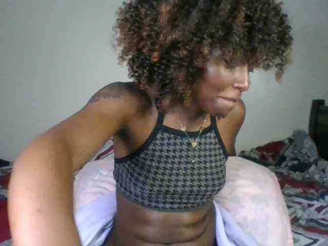 Ebony-slut254 webcam